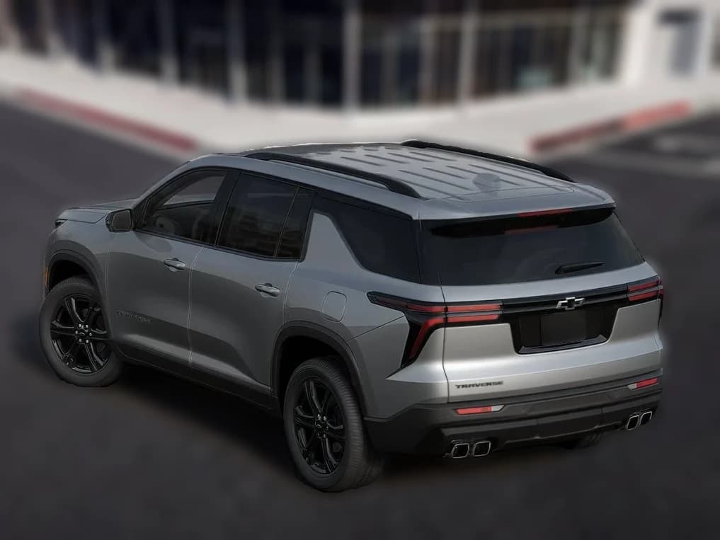 Chevrolet Traverse FWD LT 4dr 2027 — side view