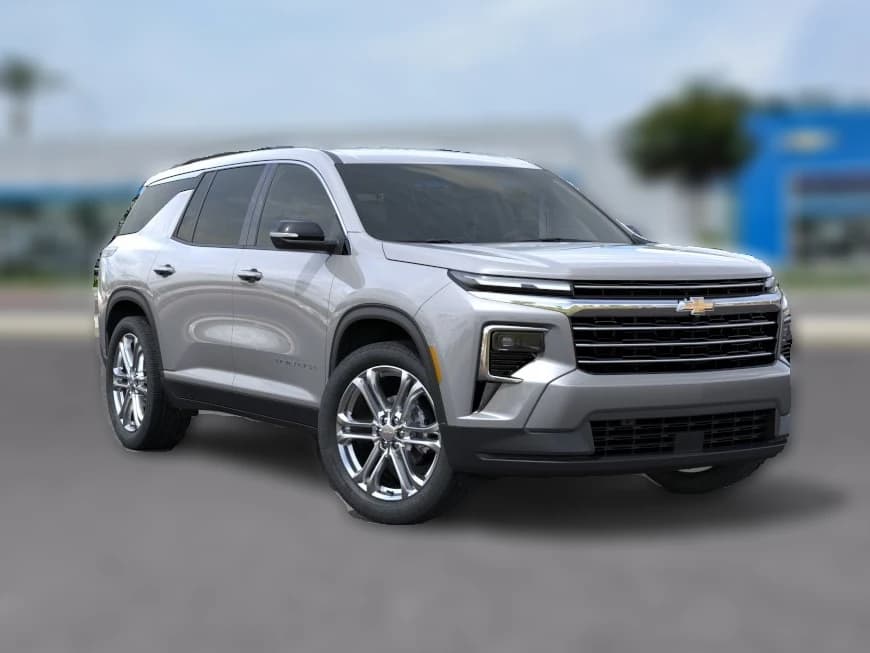 Chevrolet Traverse FWD LT 4dr 2026 — side view
