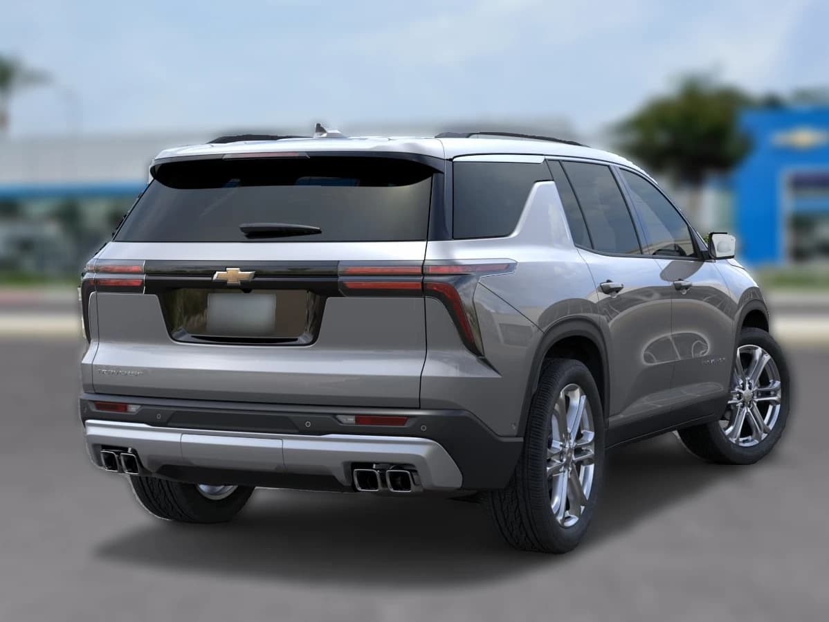 Chevrolet Traverse FWD LT 4dr 2026 — side view