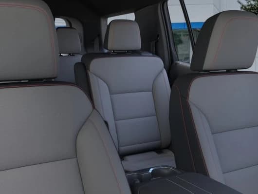 Chevrolet Traverse FWD LT 4dr 2026 — side view