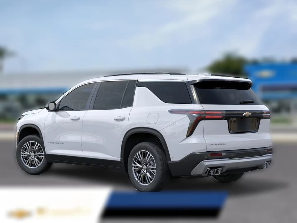 Chevrolet Traverse FWD LT 4dr 2026 — side view