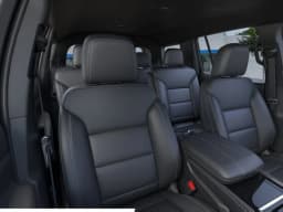 Chevrolet Traverse FWD LT 4dr 2026 — side view