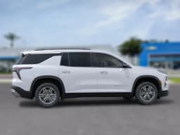 Chevrolet Traverse FWD LT 4dr 2026 — side view