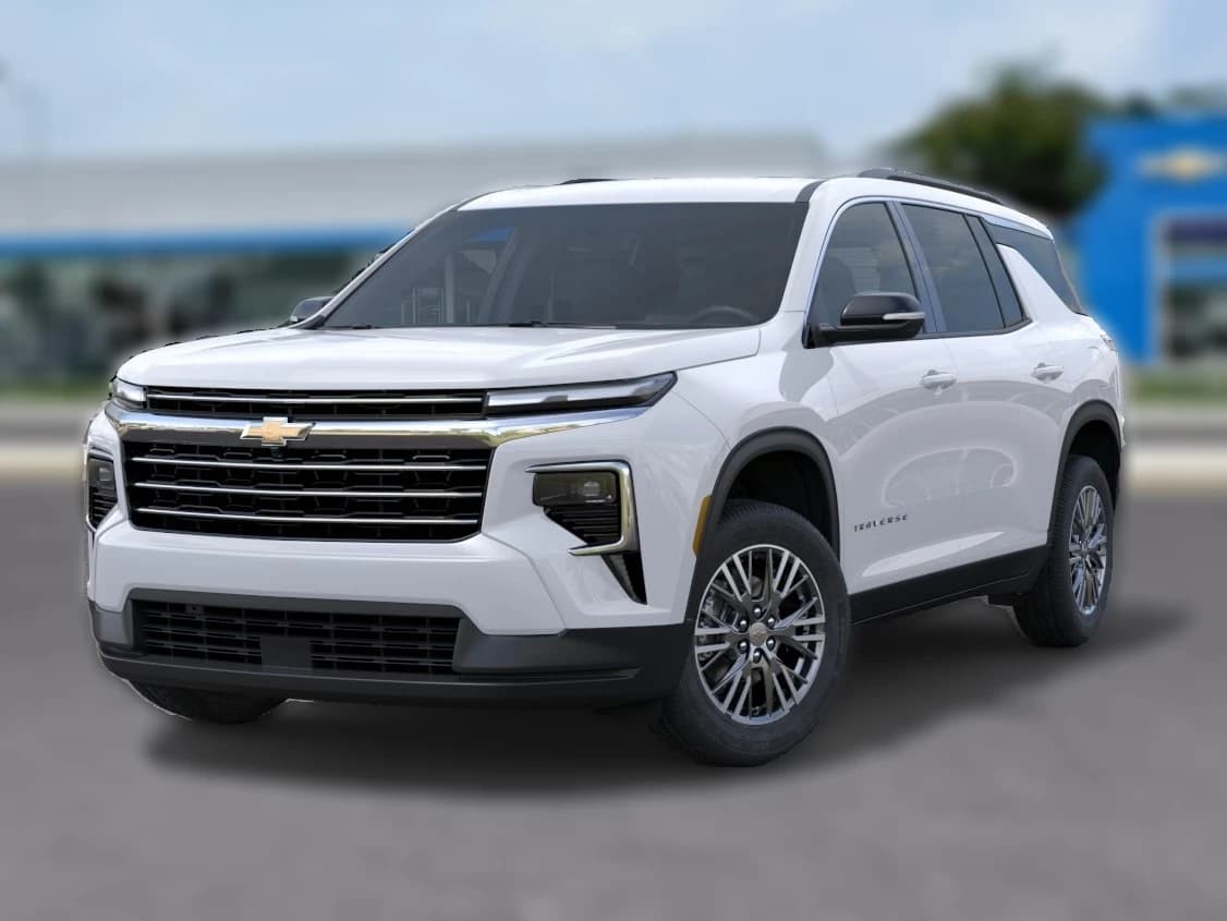 Chevrolet Traverse FWD LT 4dr 2026 — side view