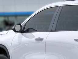 Chevrolet Traverse FWD LT 4dr 2026 — side view