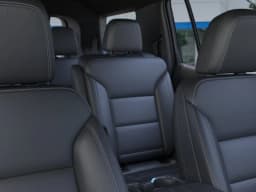 Chevrolet Traverse FWD LT 4dr 2026 — side view