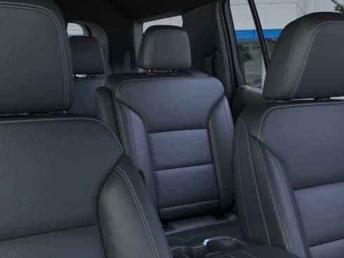 Chevrolet Traverse FWD LT 4dr 2026 — side view