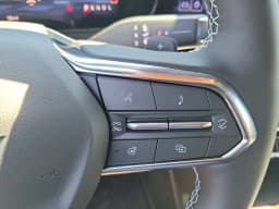 Chevrolet Traverse FWD LT 4dr 2026 — side view