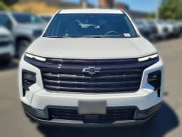 Chevrolet Traverse FWD LT 4dr 2026 — side view