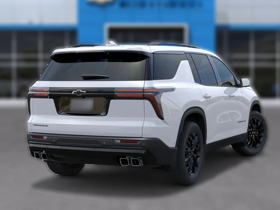 Chevrolet Traverse FWD LT 4dr 2026 — side view