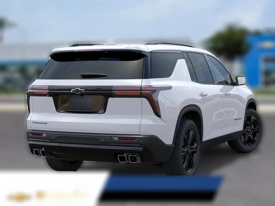 Chevrolet Traverse FWD LT 4dr 2027 — side view
