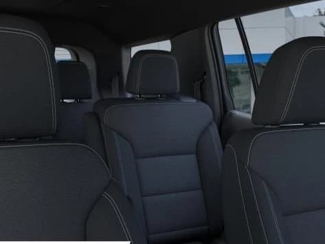 Chevrolet Traverse FWD LT 4dr 2027 — side view