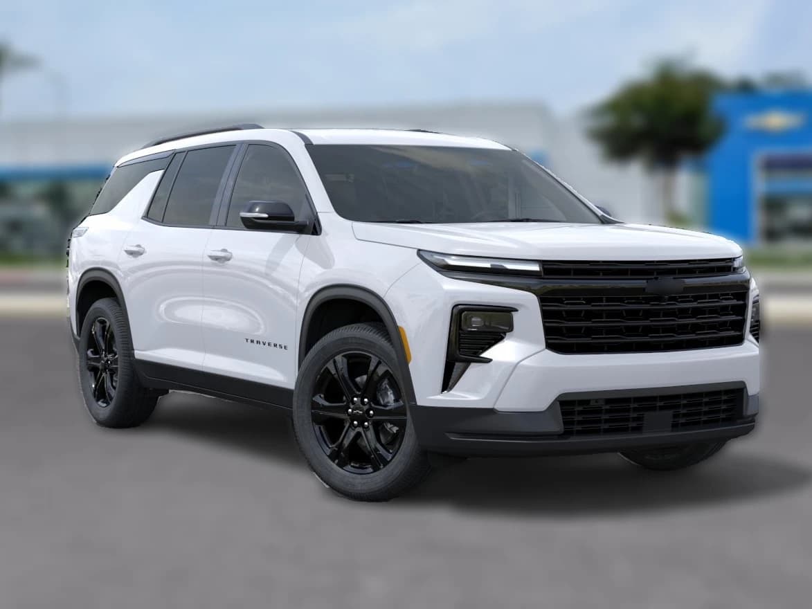 Chevrolet Traverse FWD LT 4dr 2027 — side view