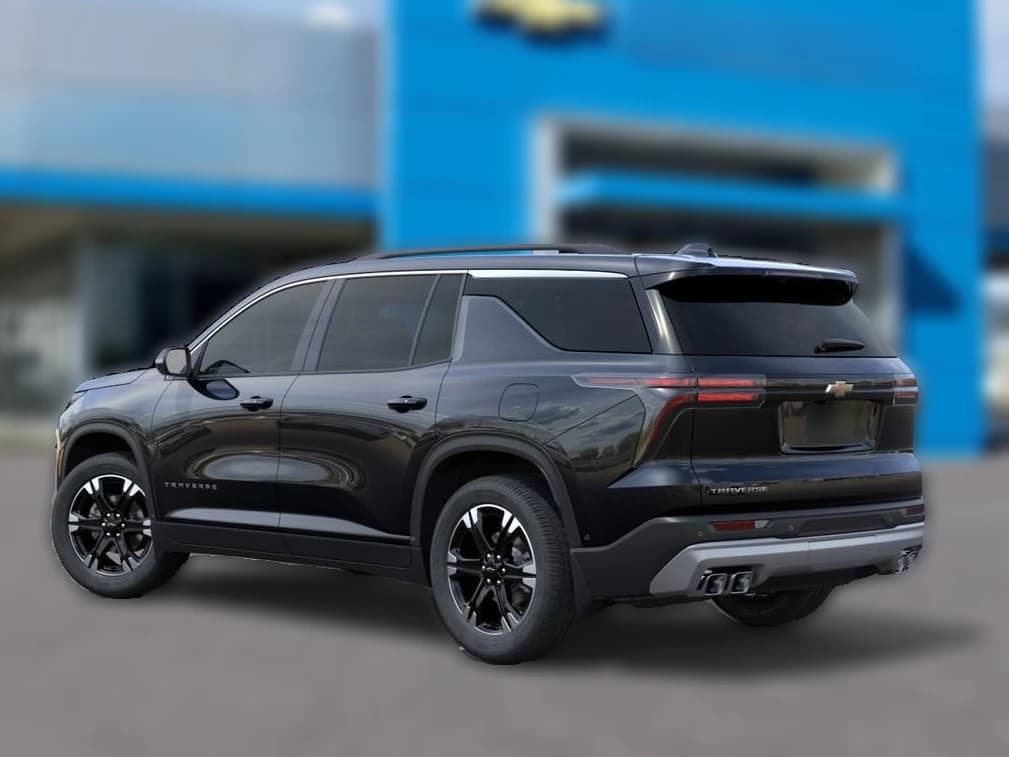 Chevrolet Traverse FWD LT 4dr 2027 — side view