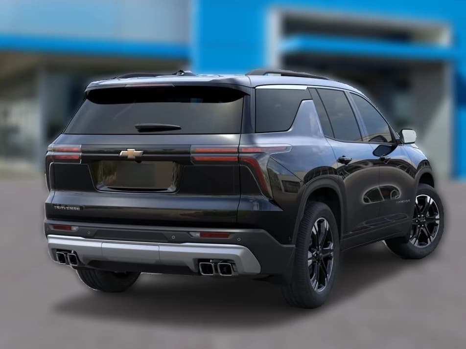 Chevrolet Traverse FWD LT 4dr 2027 — side view