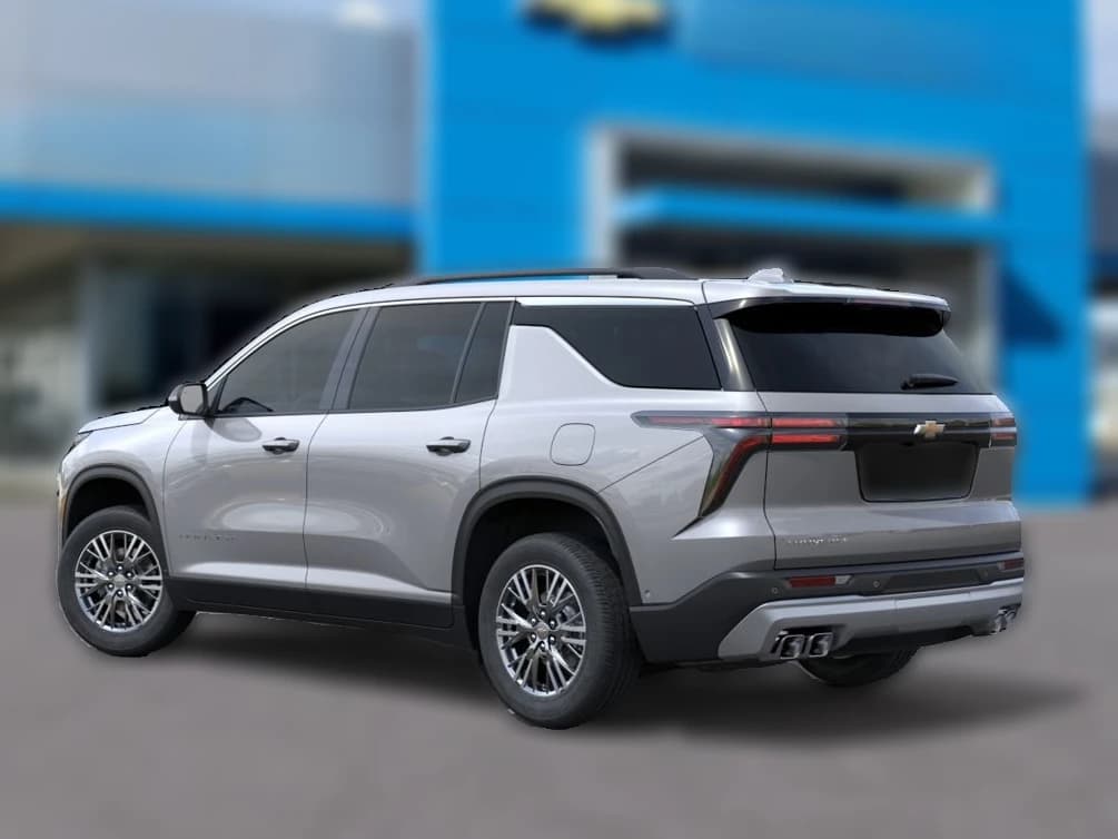 Chevrolet Traverse FWD LT 4dr 2027 — side view