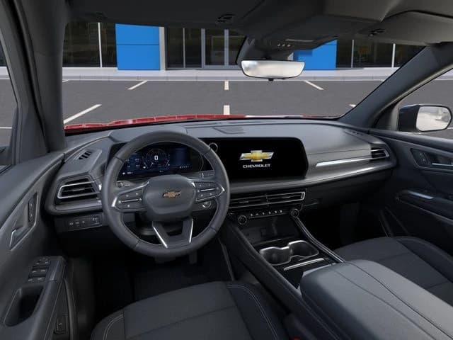 Chevrolet Traverse FWD LT 4dr 2027 — side view