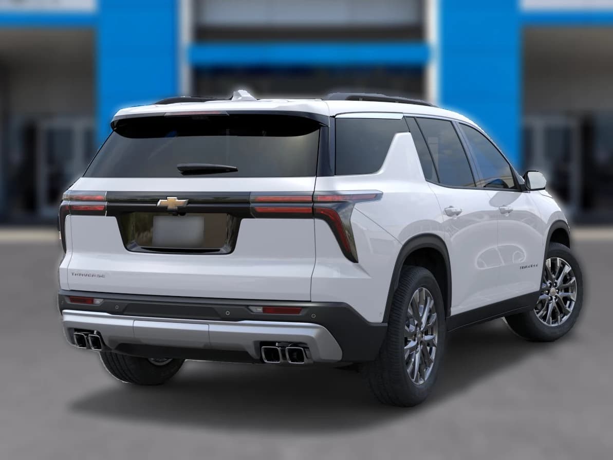 Chevrolet Traverse FWD LT 4dr 2026 — side view