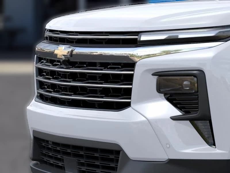 Chevrolet Traverse FWD LT 4dr 2026 — side view
