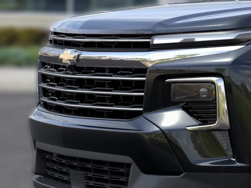 Chevrolet Traverse FWD LT 4dr 2026 — side view