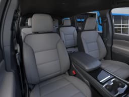 Chevrolet Traverse FWD LT 4dr 2027 — side view