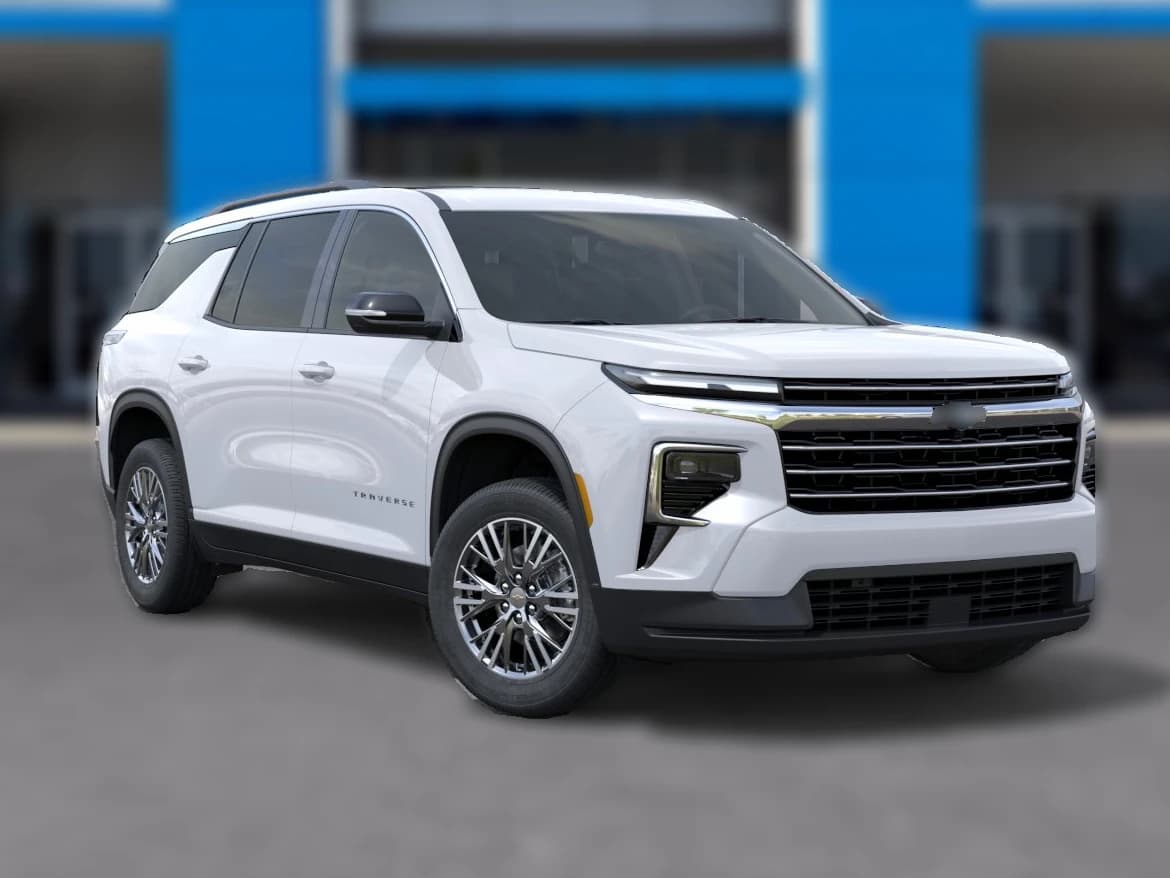 Chevrolet Traverse FWD LT 4dr 2027 — side view