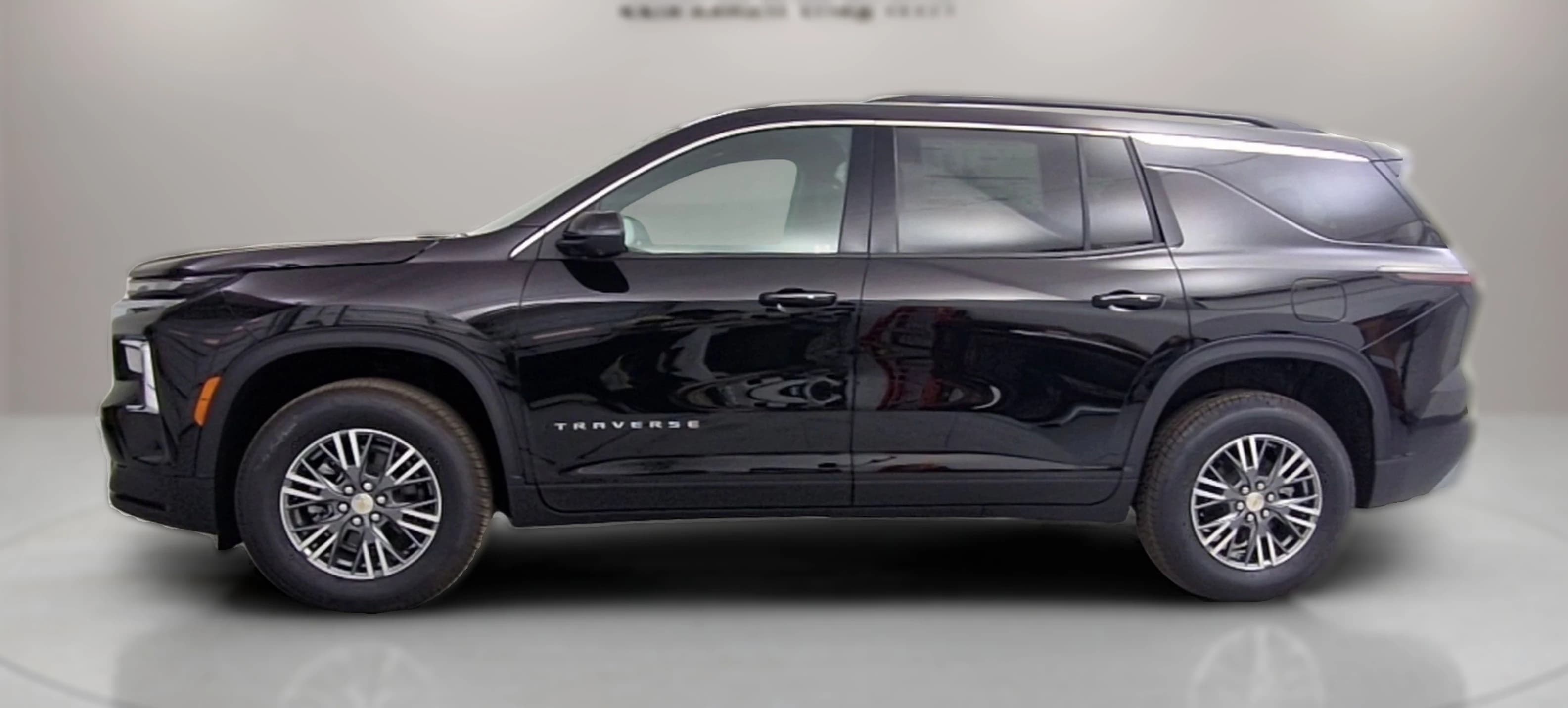 Chevrolet Traverse FWD LT 4dr 2026 — side view