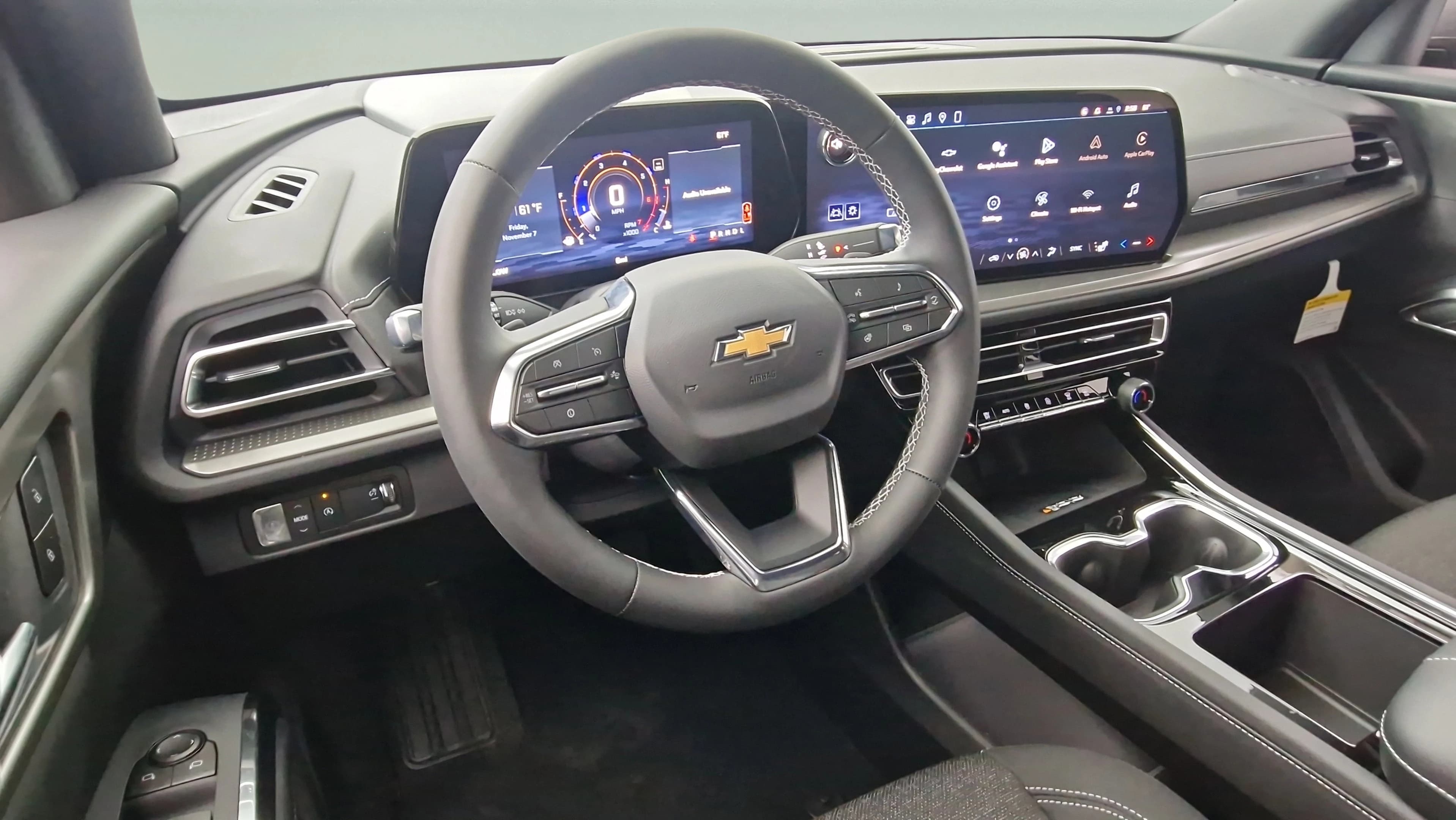 Chevrolet Traverse FWD LT 4dr 2026 — side view