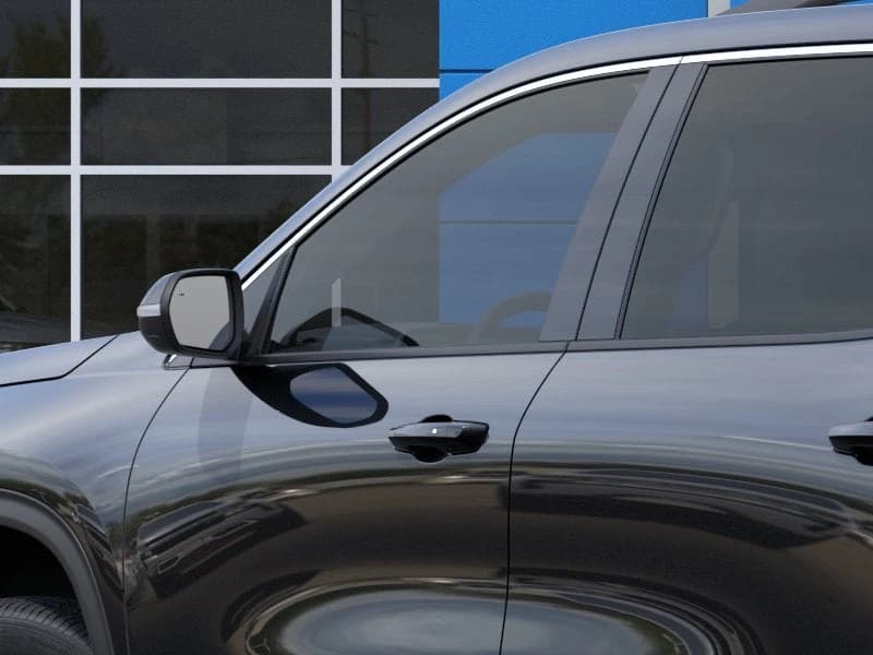 Chevrolet Traverse FWD LT 4dr 2026 — side view