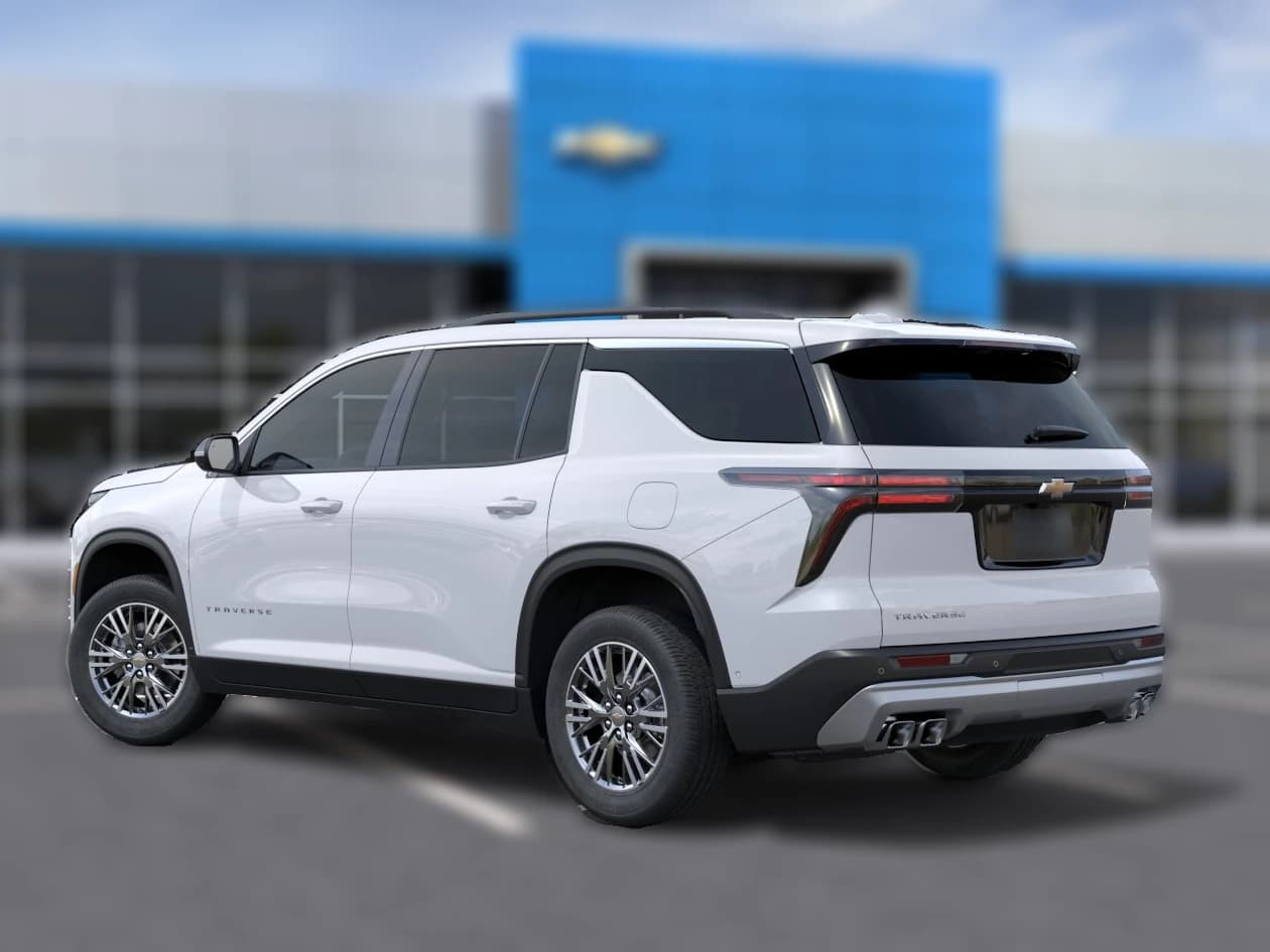Chevrolet Traverse FWD LT 4dr 2026 — side view