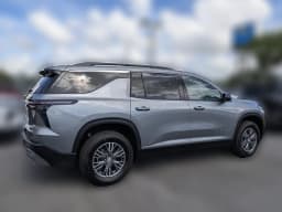 Chevrolet Traverse FWD LT 4dr 2027 — side view