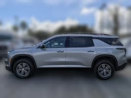 Chevrolet Traverse FWD LT 4dr 2027 — side view