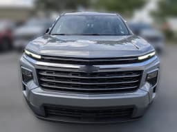 Chevrolet Traverse FWD LT 4dr 2027 — side view
