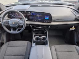 Chevrolet Traverse FWD LT 4dr 2027 — side view