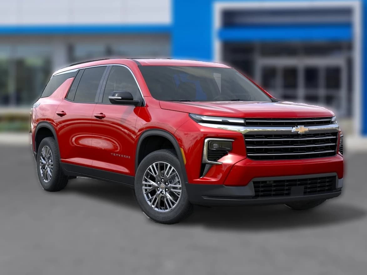 Chevrolet Traverse FWD LT 4dr 2027 — side view
