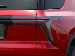 Chevrolet Traverse FWD LT 4dr 2027 — side view