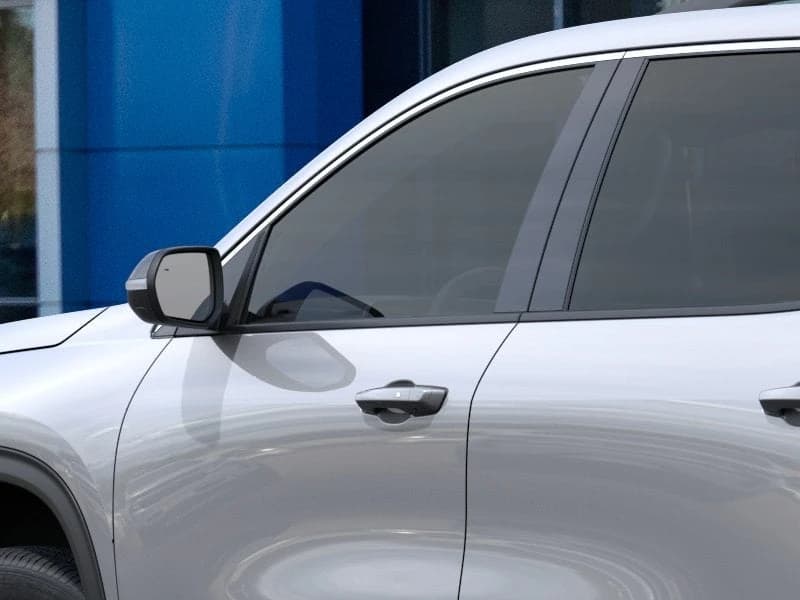 Chevrolet Traverse FWD LT 4dr 2027 — side view