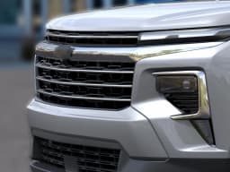 Chevrolet Traverse FWD LT 4dr 2027 — side view