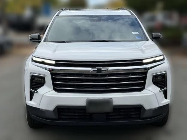 Chevrolet Traverse FWD LT 4dr 2027 — side view