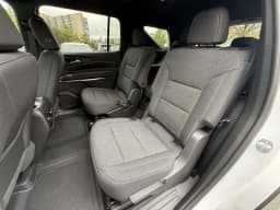 Chevrolet Traverse FWD LT 4dr 2027 — side view