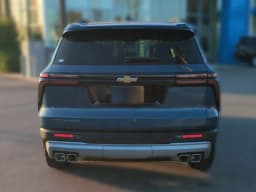 Chevrolet Traverse FWD LT 4dr 2026 — side view