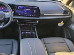Chevrolet Traverse FWD LT 4dr 2026 — side view