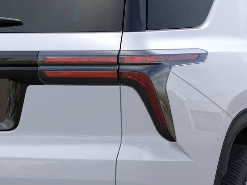 Chevrolet Traverse FWD LT 4dr 2027 — side view