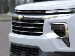 Chevrolet Traverse FWD LT 4dr 2027 — side view