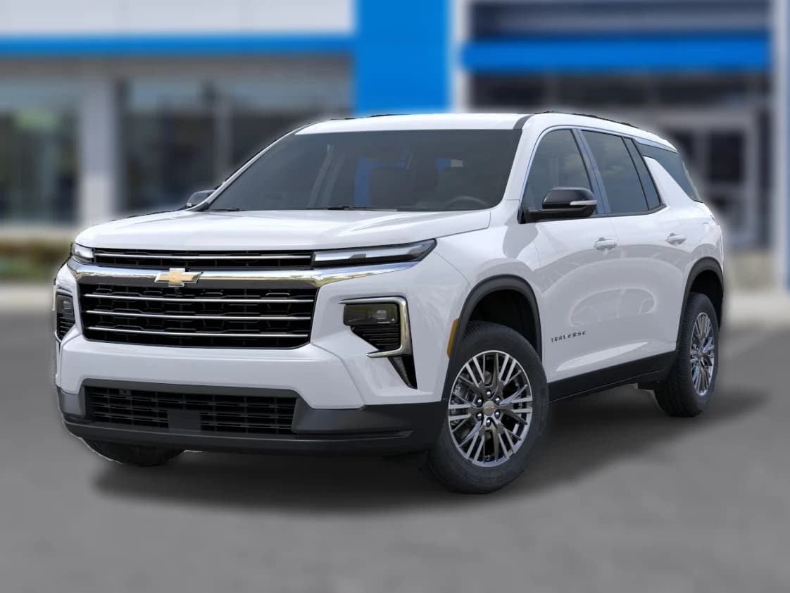 Chevrolet Traverse FWD LT 4dr 2027 — side view