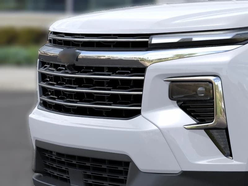 Chevrolet Traverse FWD LT 4dr 2027 — side view