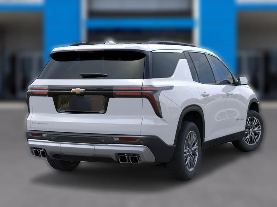 Chevrolet Traverse FWD LT 4dr 2026 — side view