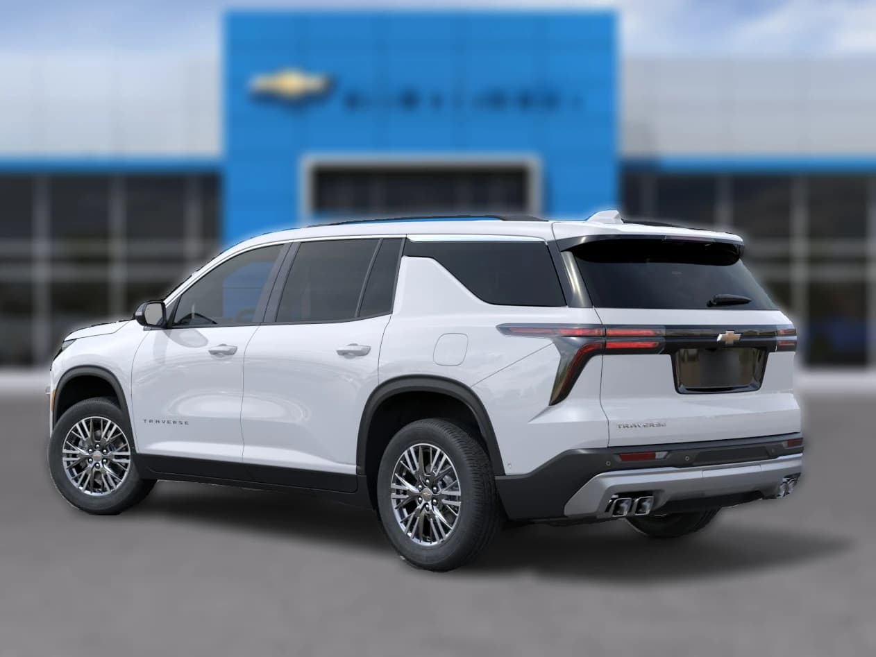 Chevrolet Traverse FWD LT 4dr 2026 — side view