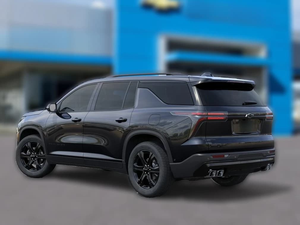 Chevrolet Traverse FWD LT 4dr 2027 — side view