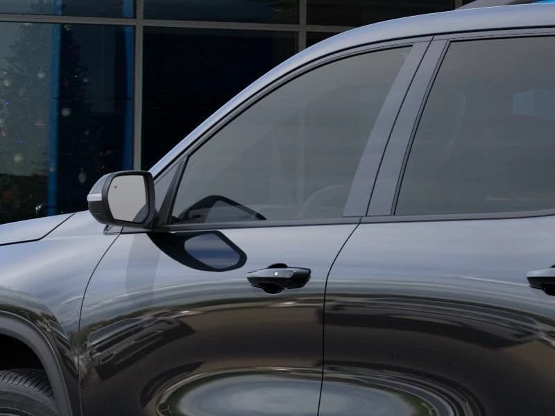 Chevrolet Traverse FWD LT 4dr 2027 — side view